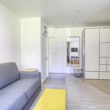 Apartman Beautiful Studio Near The Canal De L'ourcq